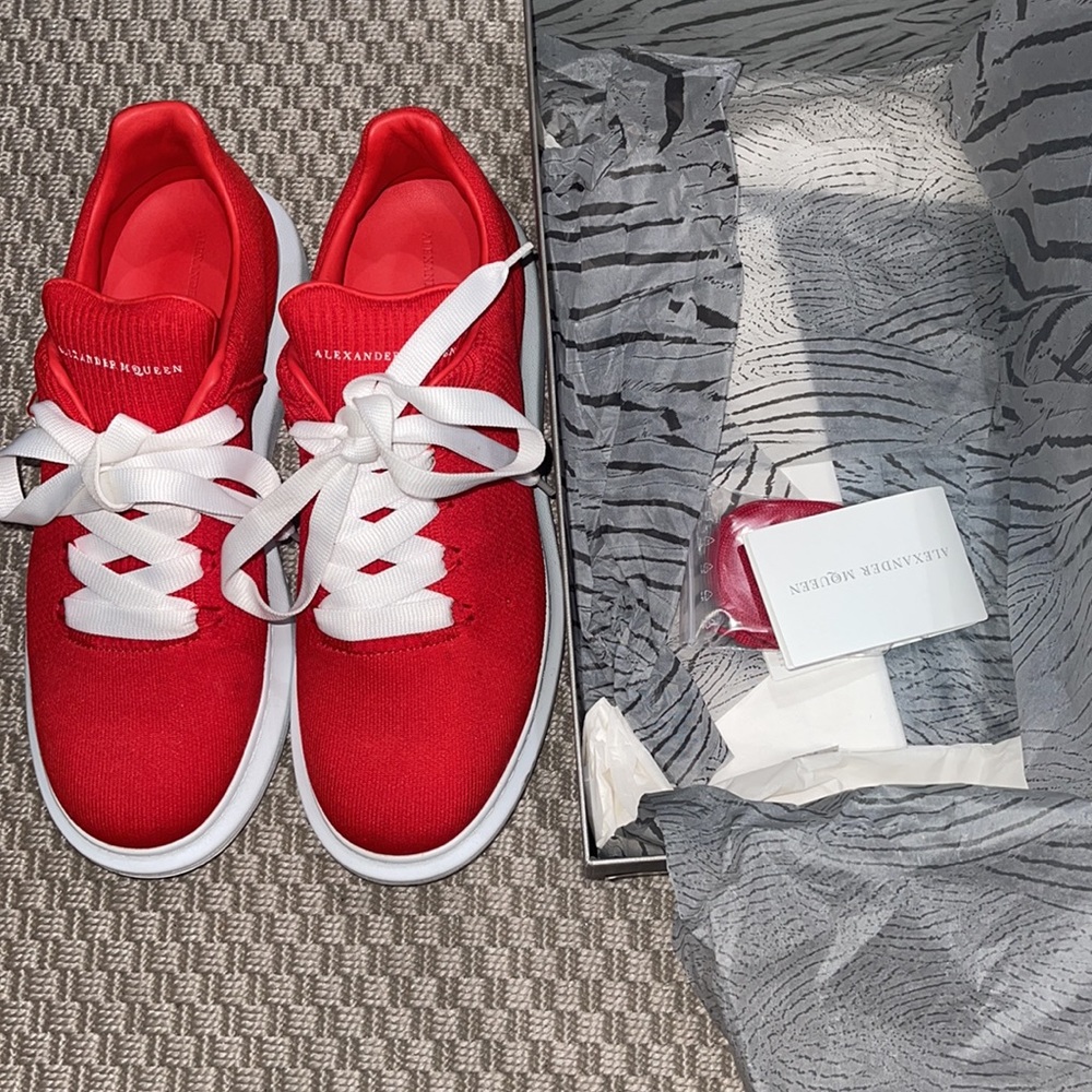 - Alexander McQueen sneaker Tessu S gomma (fabric style)